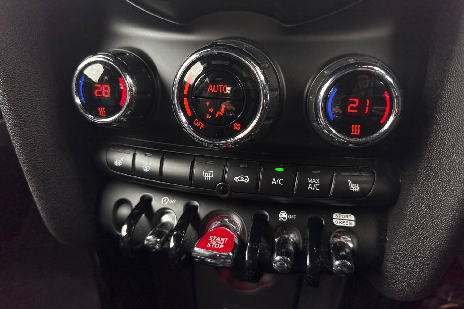 Used MINI Hatch 2018 for sale - 76453579: Photo 19