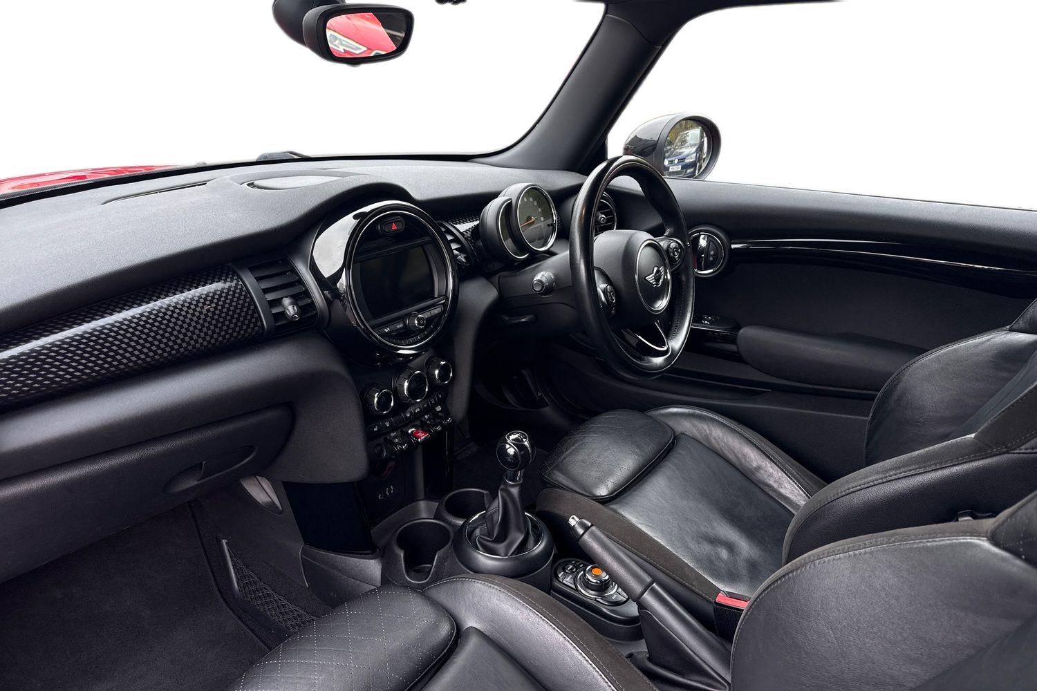 Used MINI Hatch 2018 for sale - 76453579: Photo 9