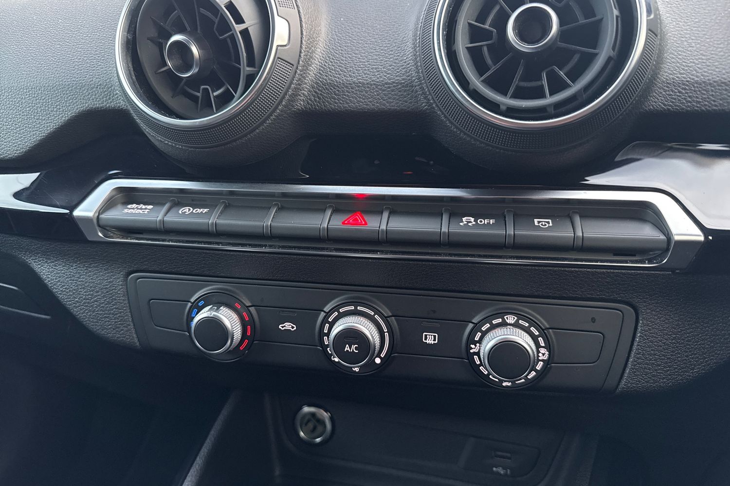 Used Audi Q2 2020 for sale - 76789688: Photo 19