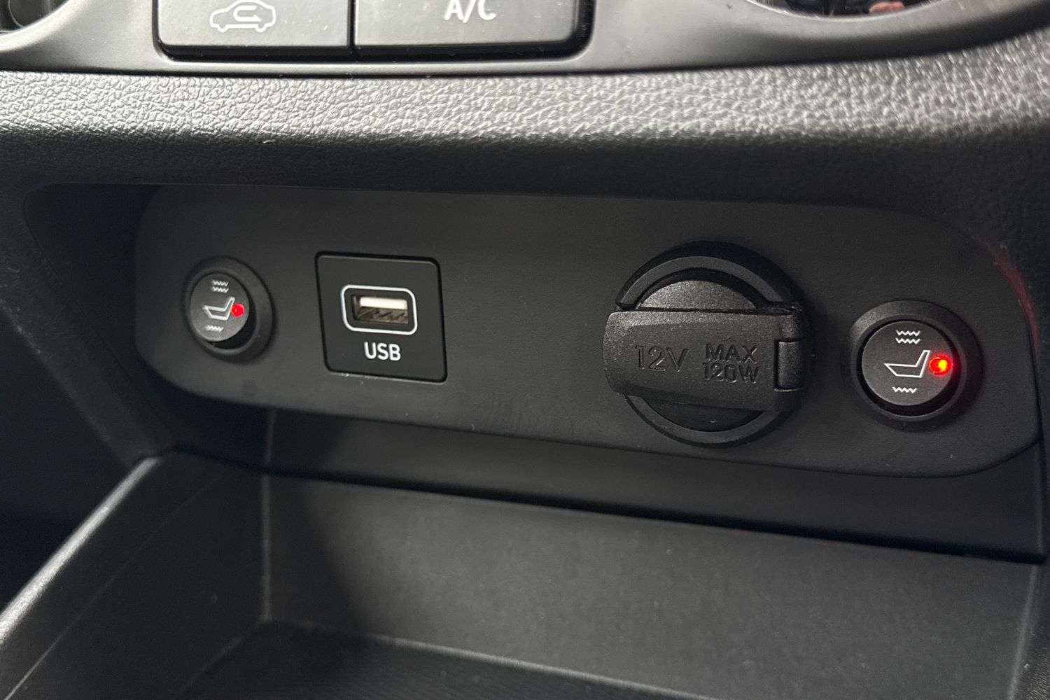 Used Hyundai i10 2021 for sale - 76365134: Photo 38