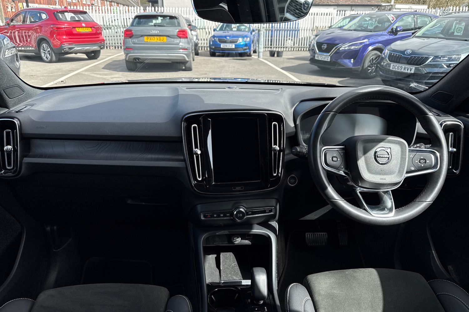 Used Volvo XC40 2023 for sale - 78069988: Photo 28