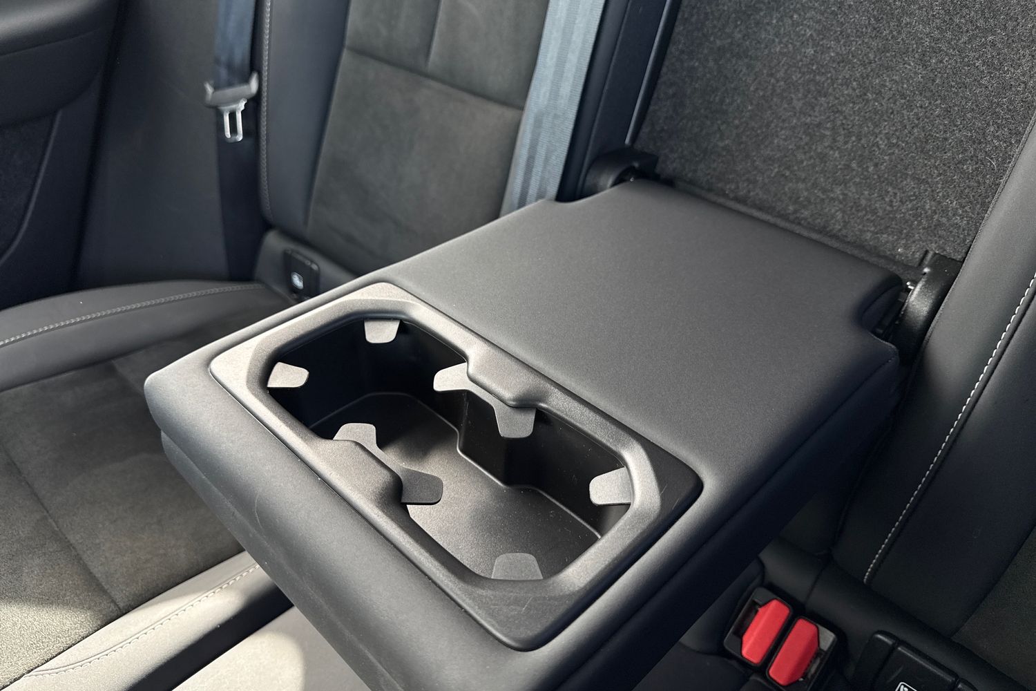 Used Volvo XC40 2023 for sale - 78069988: Photo 29