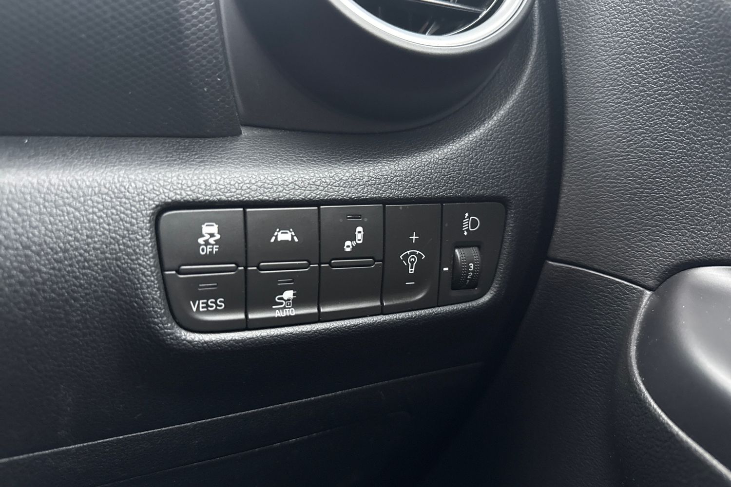 Used Hyundai KONA 2018 for sale - 77262548: Photo 29