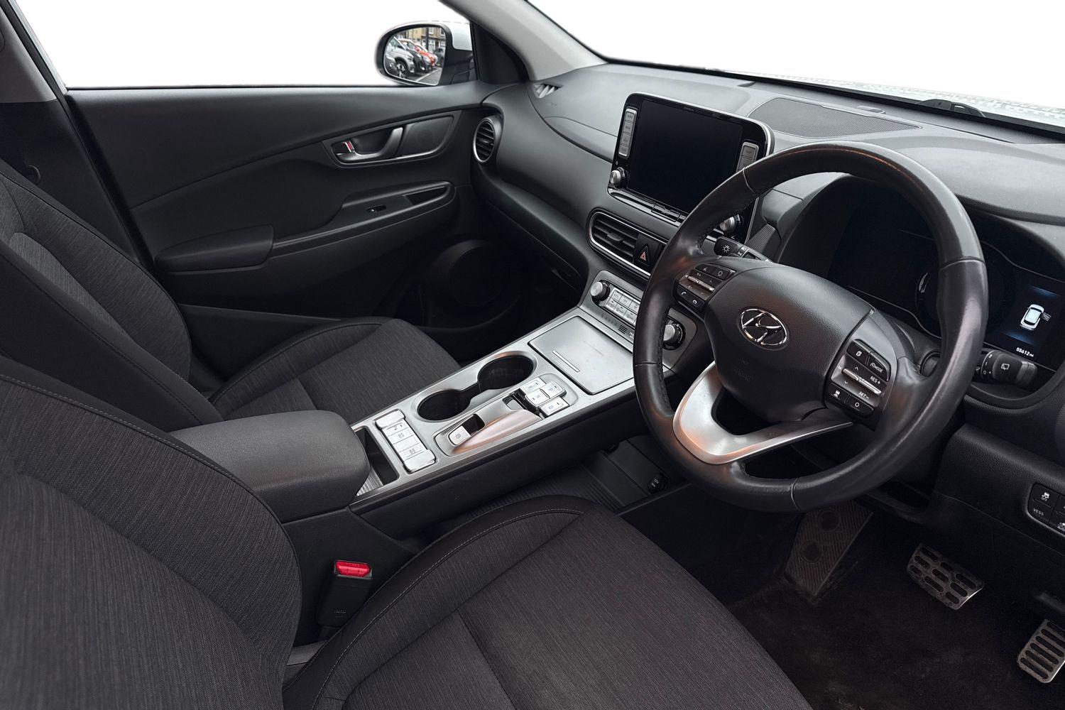 Used Hyundai KONA 2018 for sale - 77262548: Photo 8