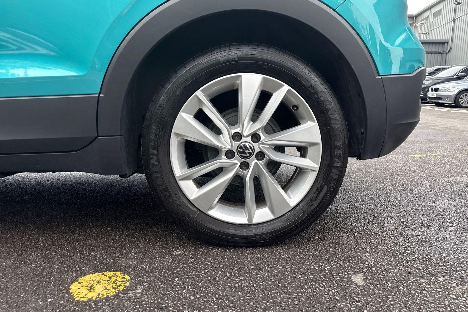 Used Volkswagen T-Cross 2023 for sale - 76783001: Photo 24