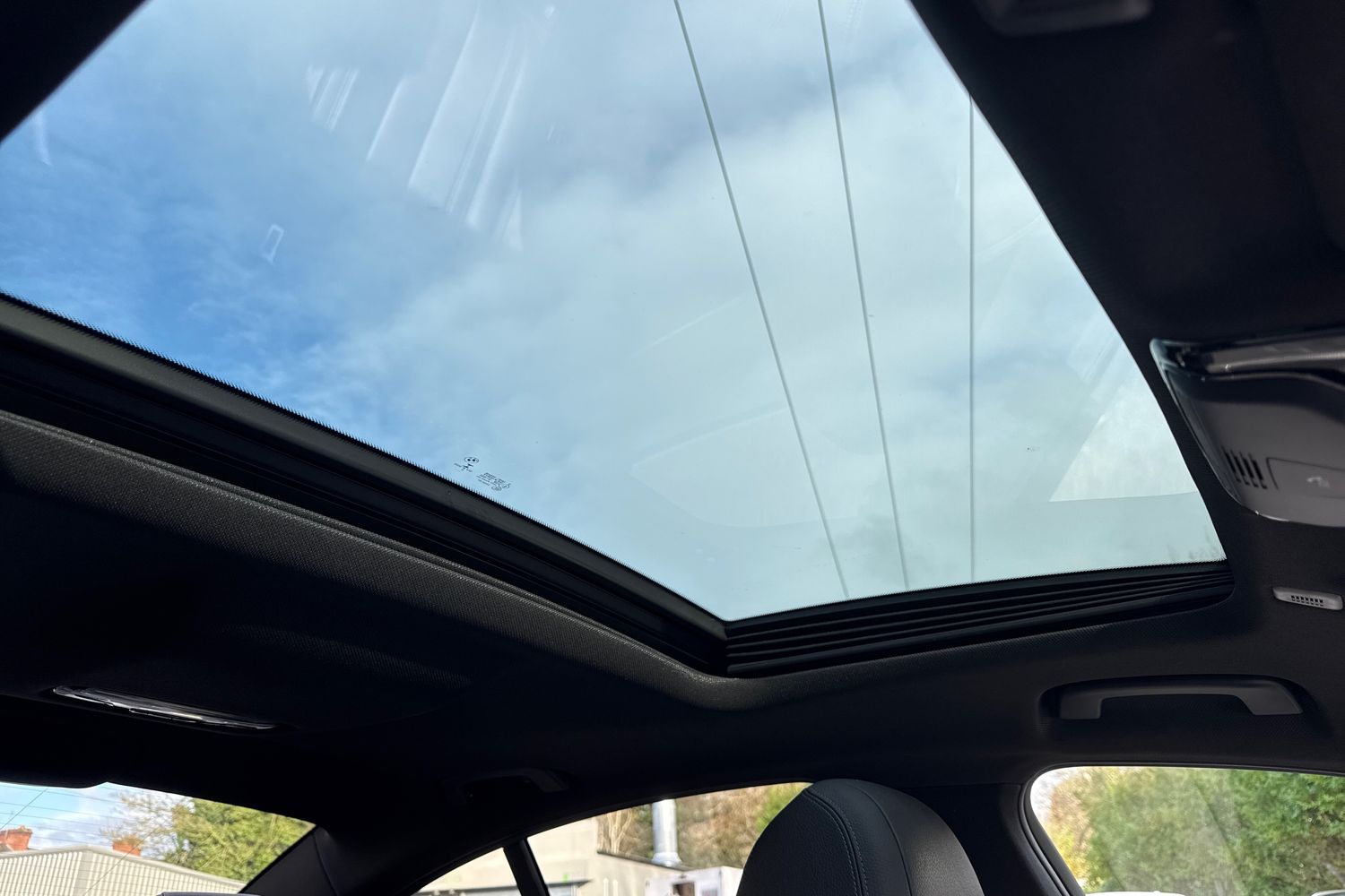 Used BMW 5 Series 2018 for sale - 76636975: Photo 43