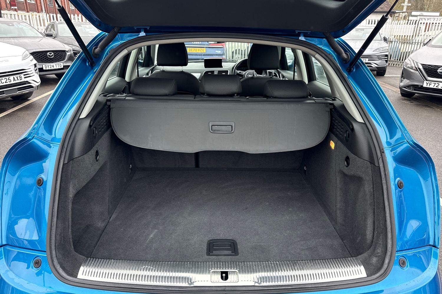 Used Audi Q3 2017 for sale - 77520278: Photo 9