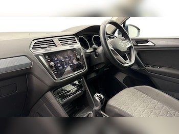 Used Volkswagen Tiguan 2022 for sale - 79099748: Photo