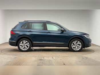 Used Volkswagen Tiguan 2022 for sale - 79099748: Photo