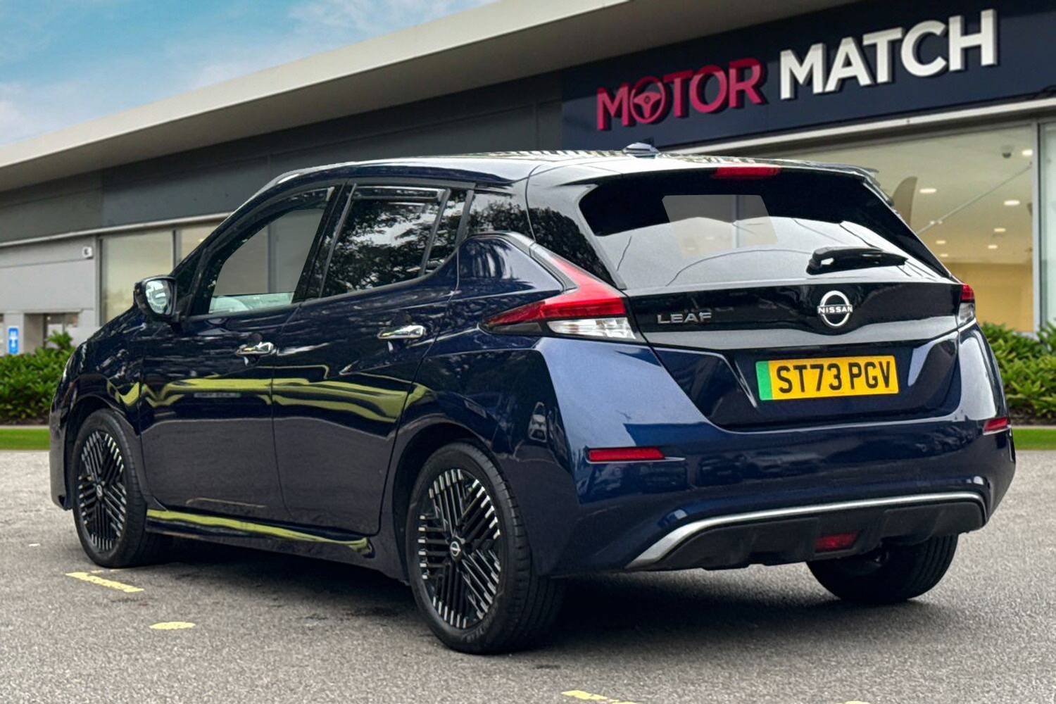 Used Nissan Leaf 2023 for sale - 76365160: Photo 2