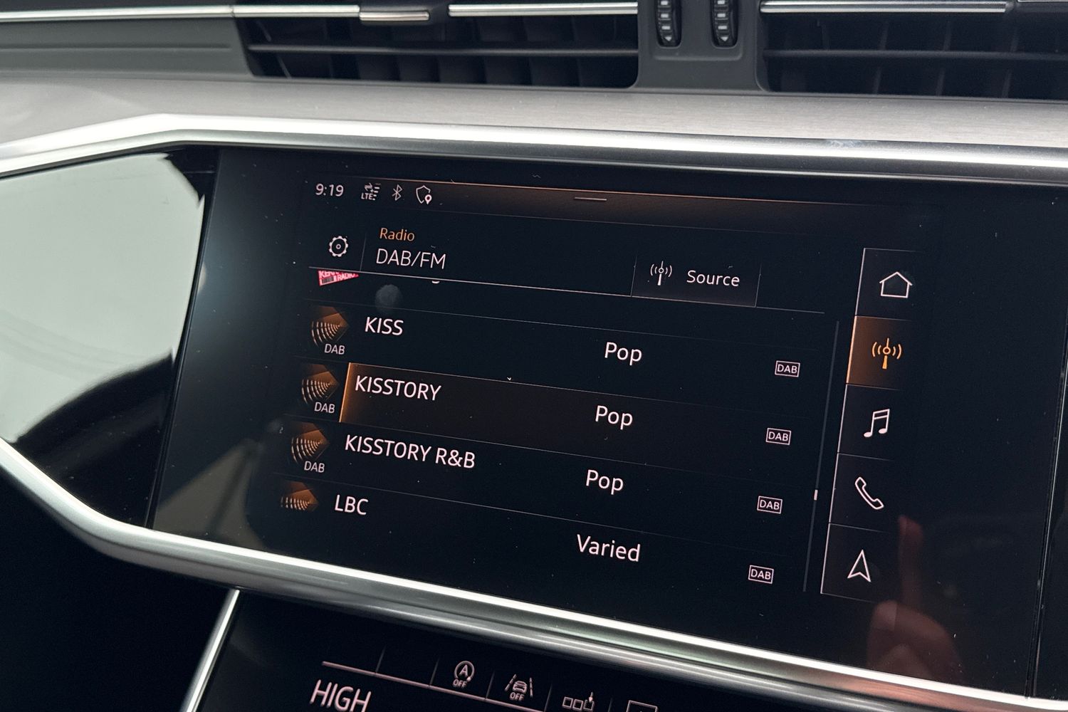 Used Audi A6 Saloon 2019 for sale - 77620549: Photo 35