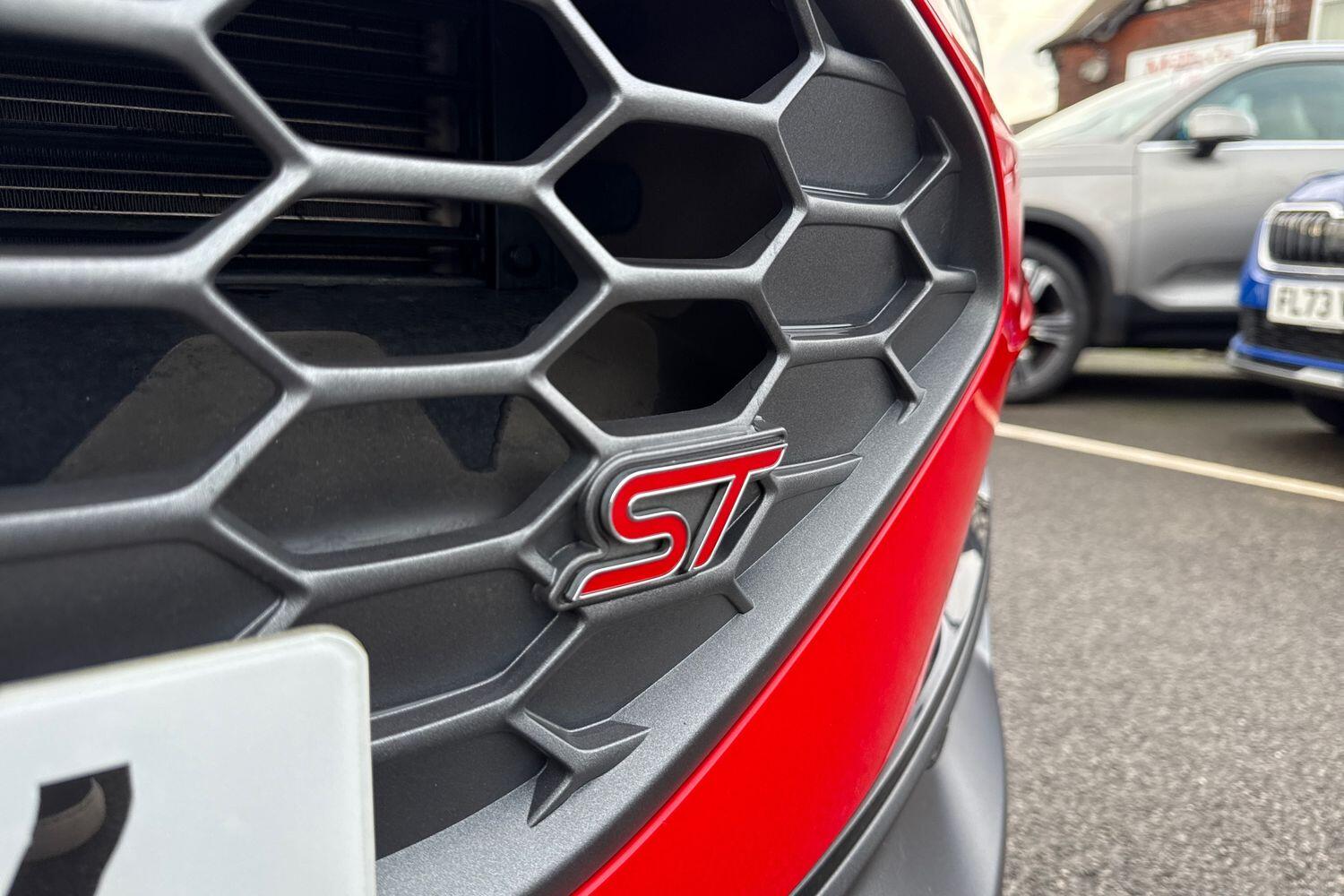 Used Ford Focus 2023 for sale - 77355409: Photo 30