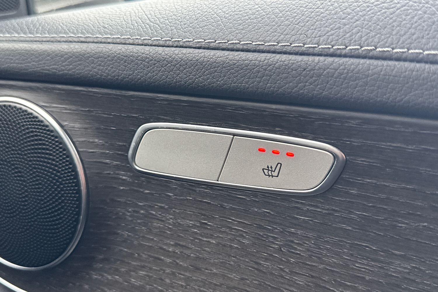 Used Mercedes-Benz GLC 2019 for sale - 77897662: Photo 28