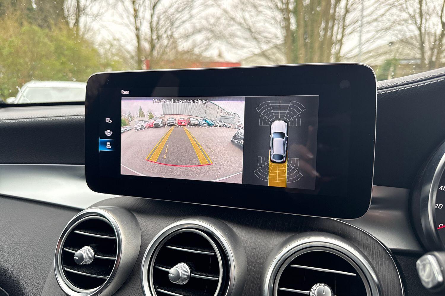 Used Mercedes-Benz GLC 2019 for sale - 77897662: Photo 36