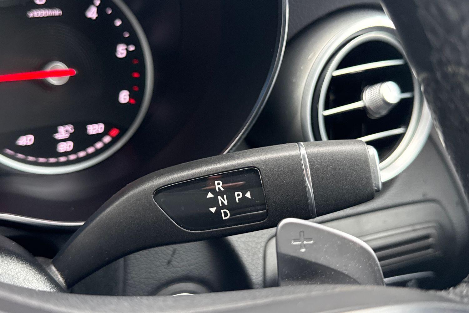 Used Mercedes-Benz GLC 2019 for sale - 77897662: Photo 39