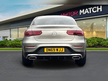 Used Mercedes-Benz GLC 2019 for sale - 77897662: Photo