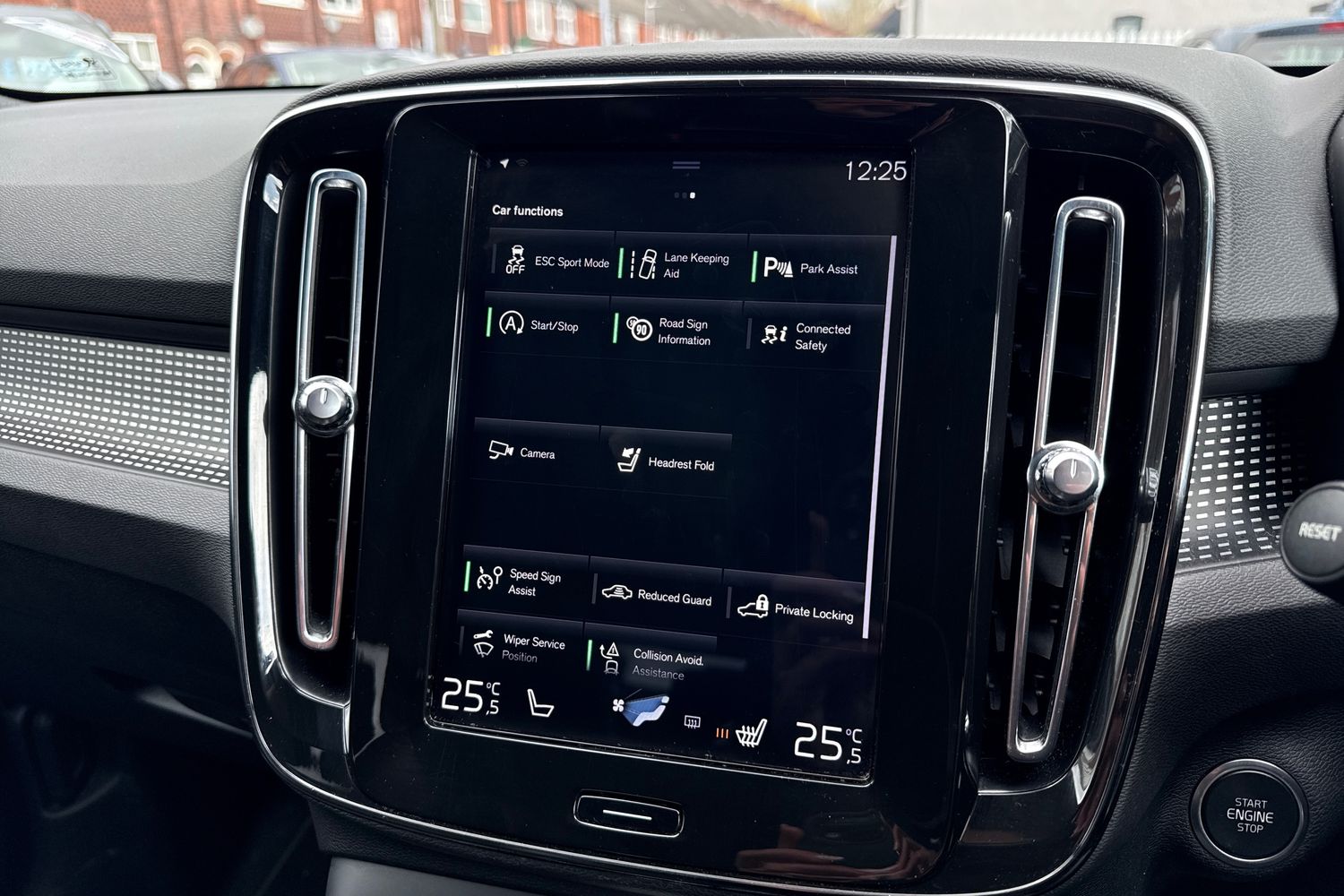 Used Volvo XC40 2019 for sale - 78024663: Photo 40