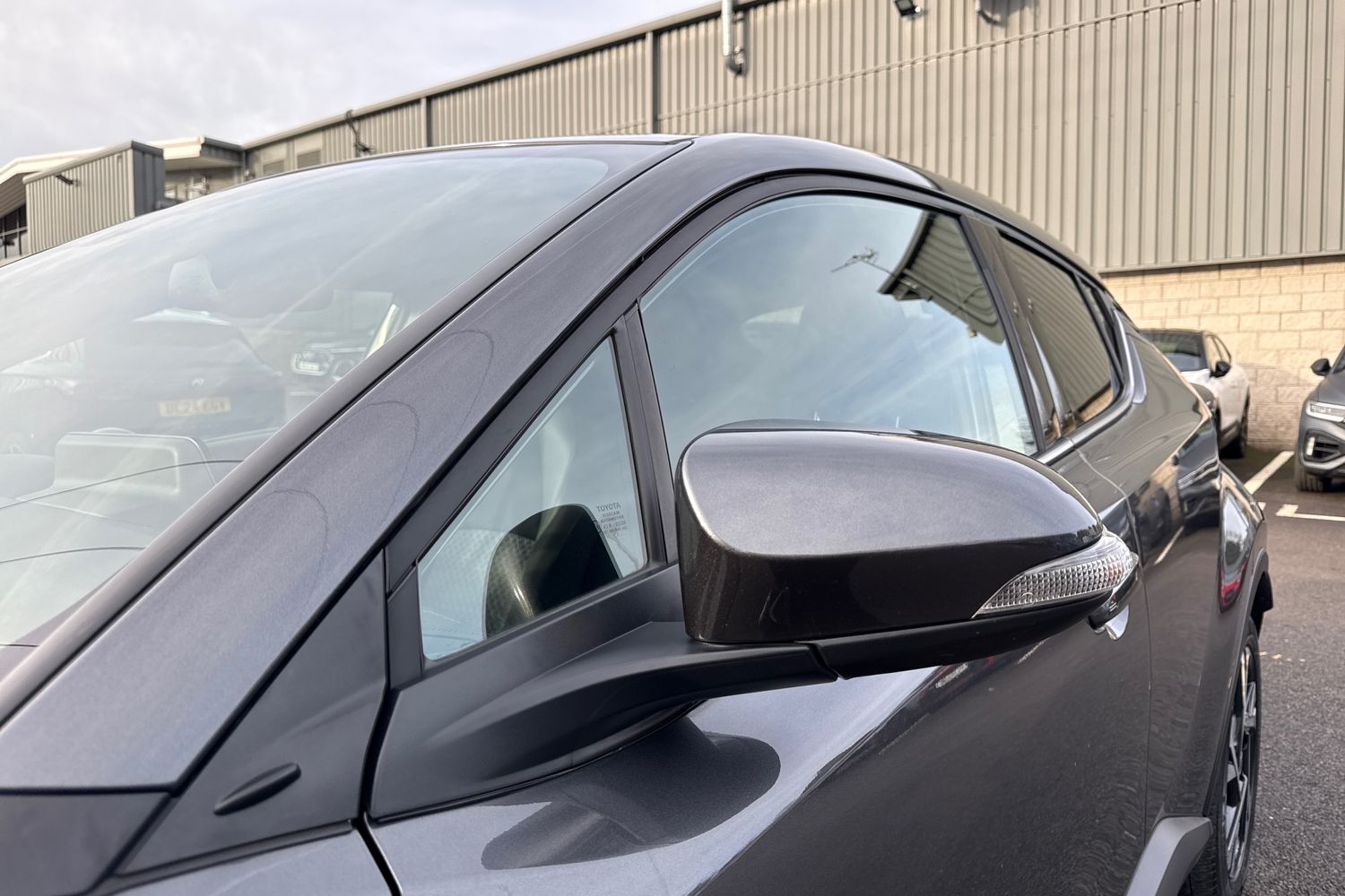 Used Toyota C-HR 2023 for sale - 77535423: Photo 28