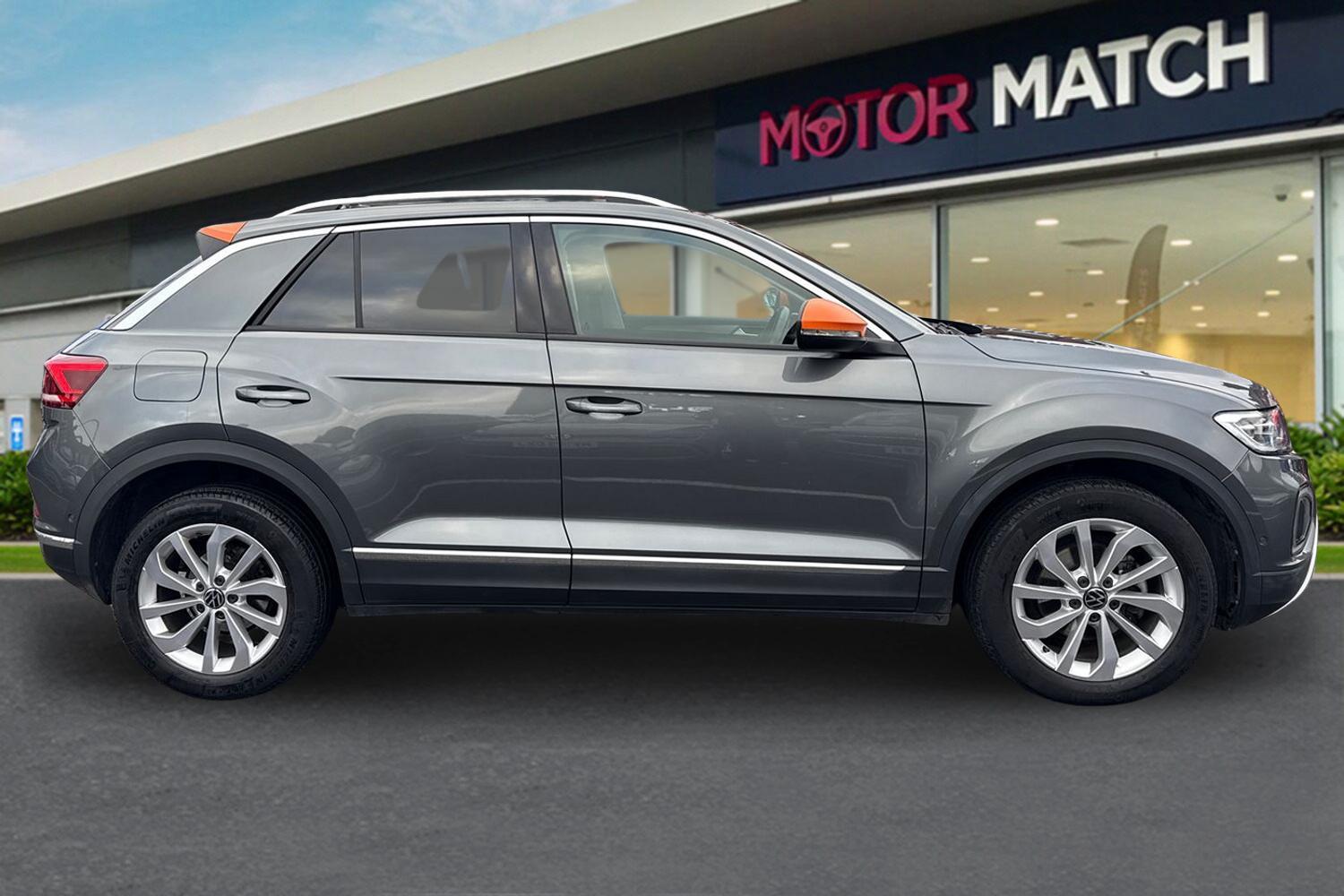 Used Volkswagen T-Roc 2022 for sale - 77451049: Photo 3
