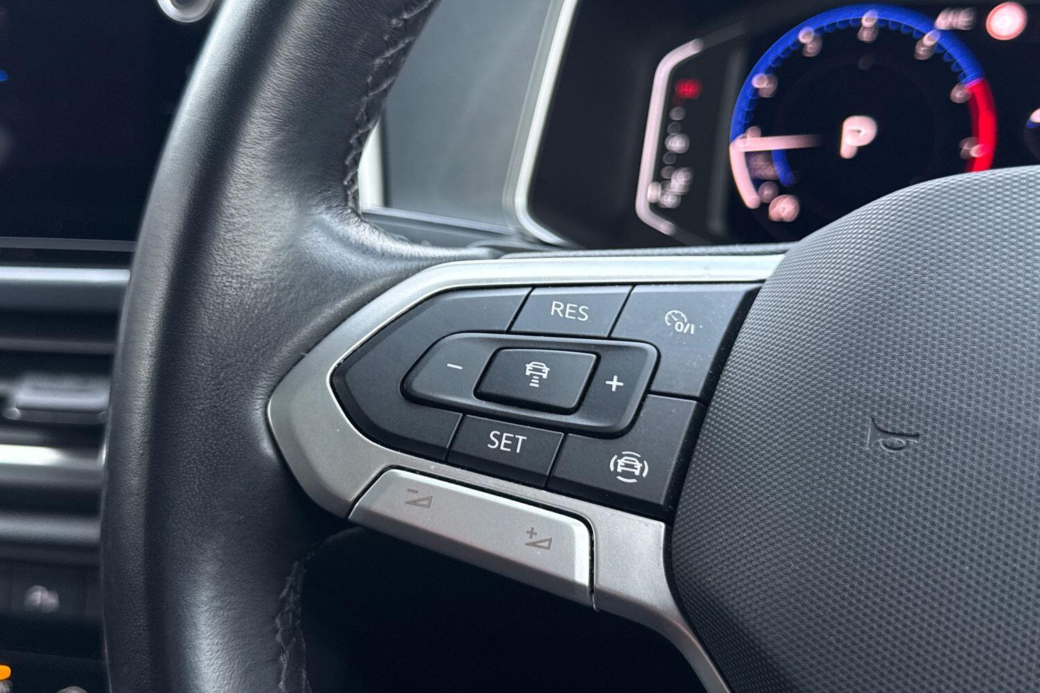 Used Volkswagen T-Roc 2022 for sale - 77451049: Photo 36