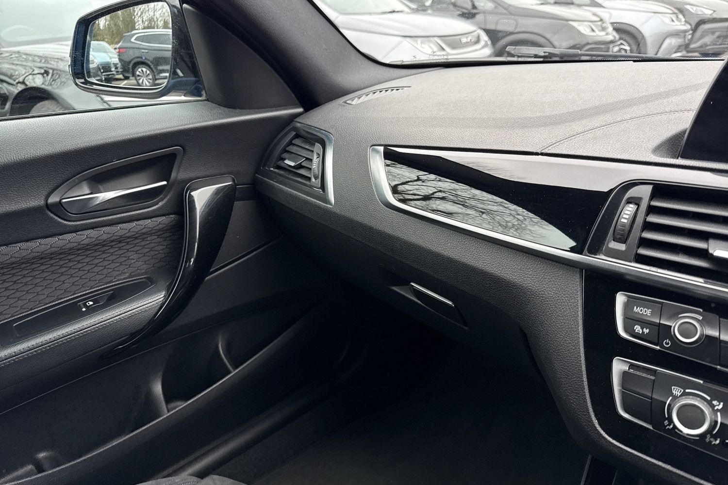 Used BMW 1 Series 2018 for sale - 77421509: Photo 41