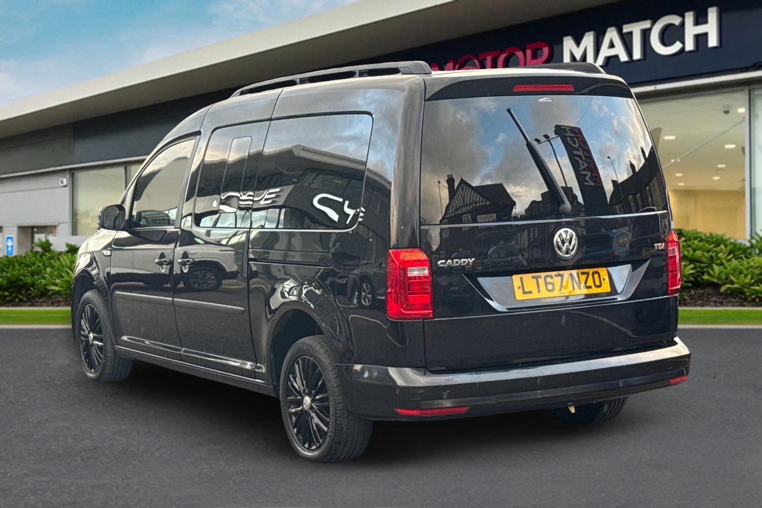 Used Volkswagen Caddy Maxi Life 2017 for sale - 76629993: Photo 2