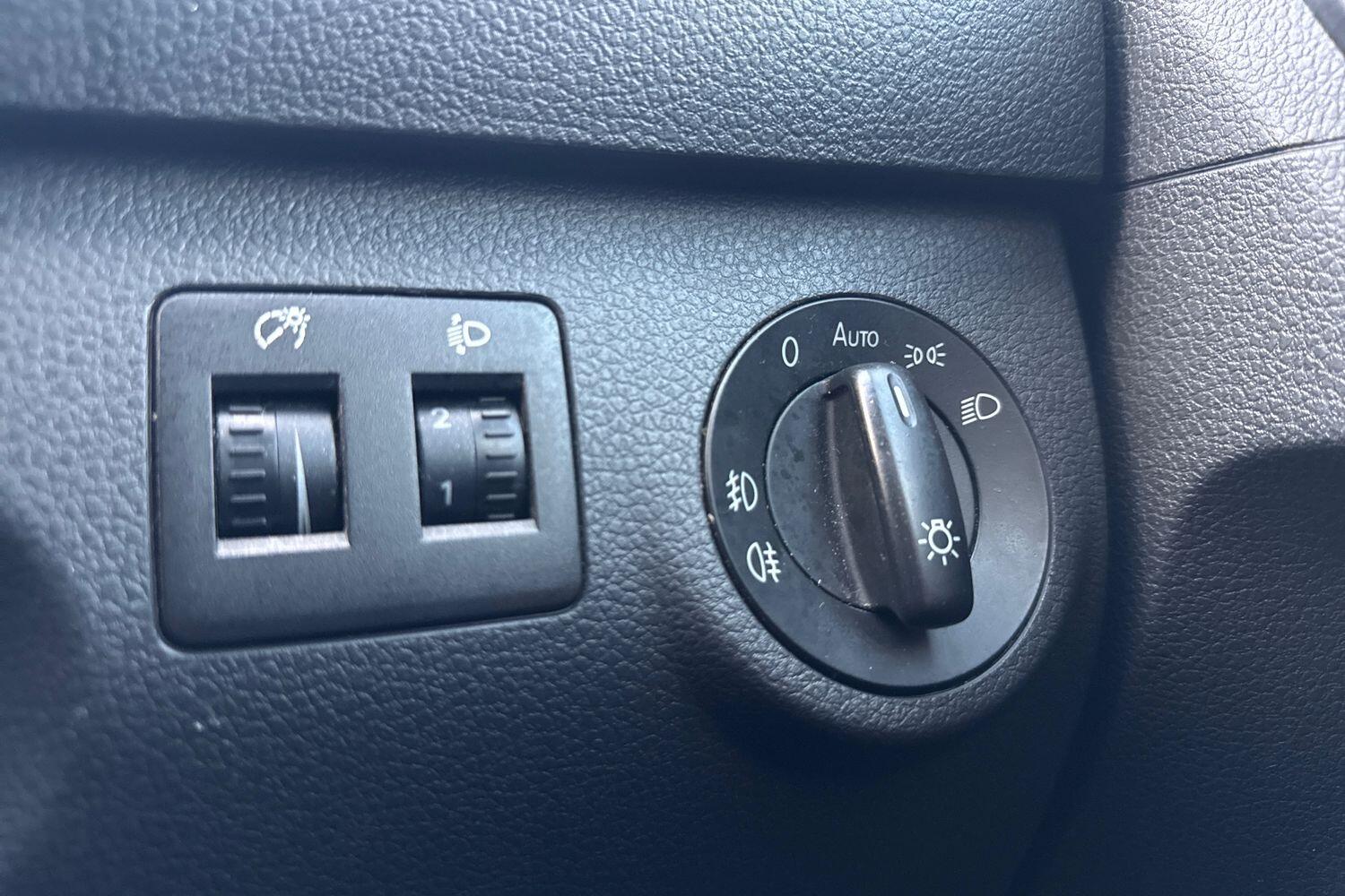 Used Volkswagen Caddy Maxi Life 2017 for sale - 76629993: Photo 26