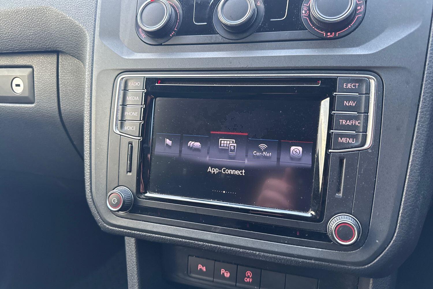 Used Volkswagen Caddy Maxi Life 2017 for sale - 76629993: Photo 32