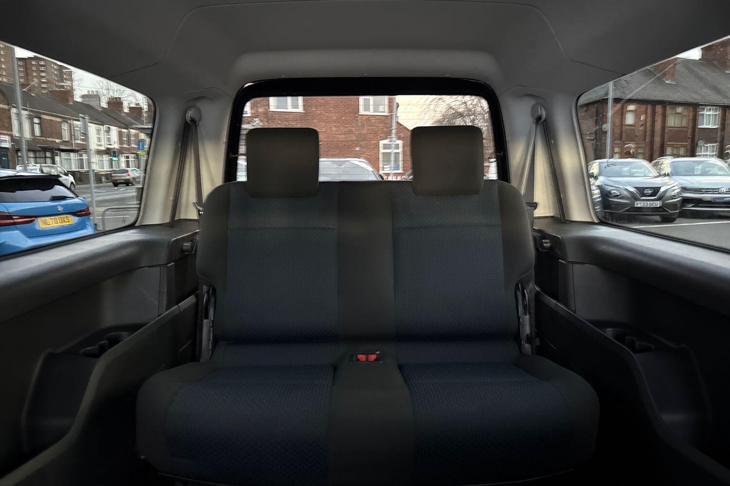 Used Volkswagen Caddy Maxi Life 2017 for sale - 76629993: Photo 37