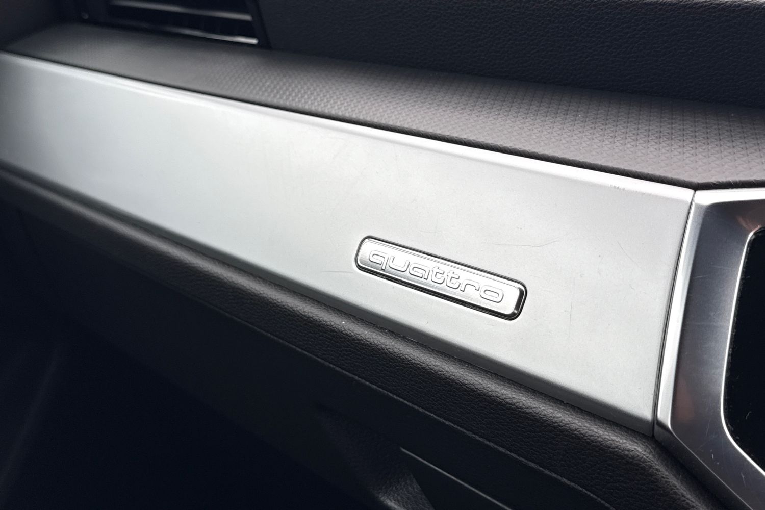 Used Audi Q3 2019 for sale - 77719228: Photo 41