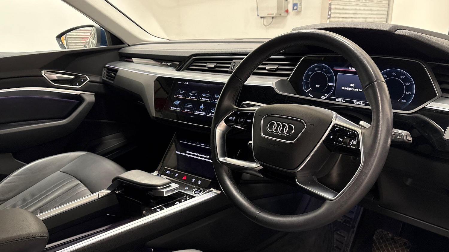 Used Audi e-tron 2022 for sale - 76495076: Photo 6