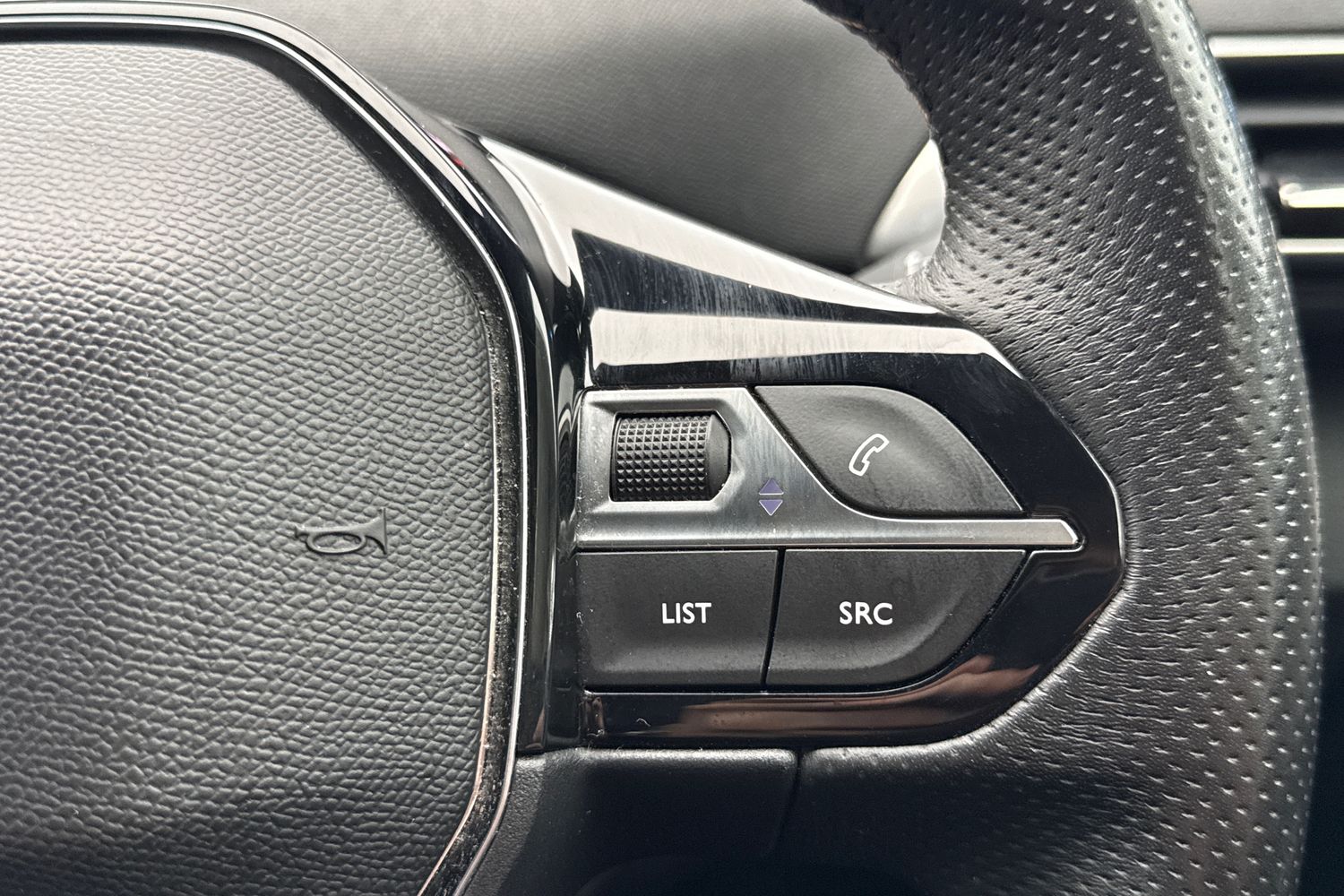 Used Peugeot 5008 2023 for sale - 77649214: Photo 39