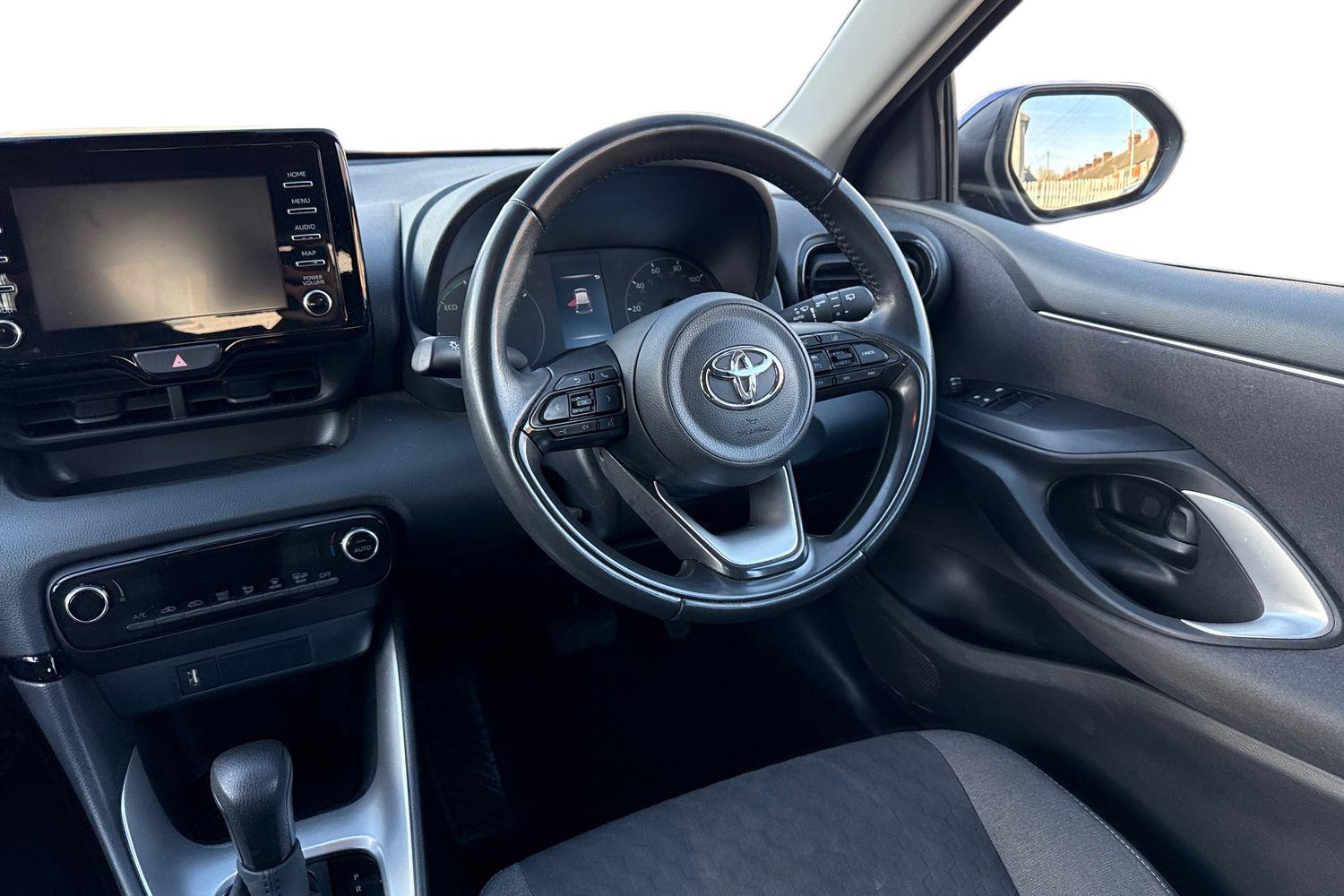 Used Toyota Yaris 2023 for sale - 76711789: Photo 13