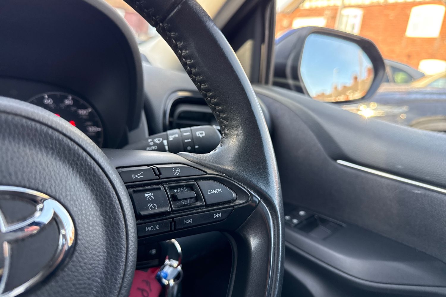 Used Toyota Yaris 2023 for sale - 76711789: Photo 31