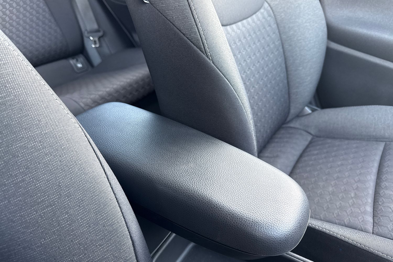 Used Toyota Yaris 2023 for sale - 76711789: Photo 36