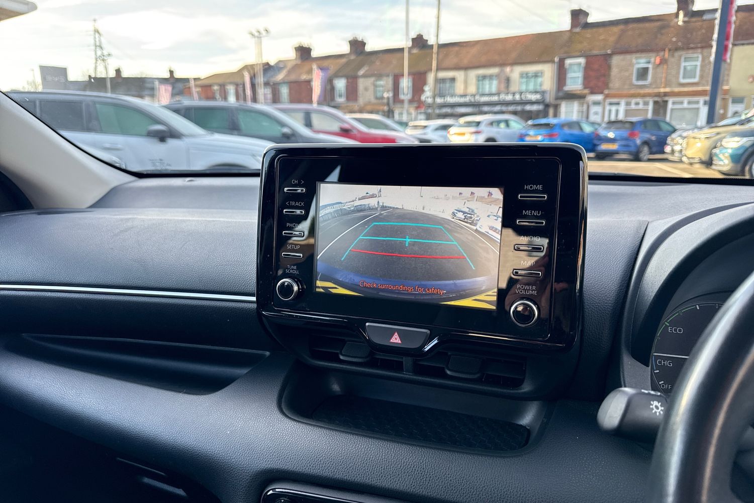 Used Toyota Yaris 2023 for sale - 76711789: Photo 37