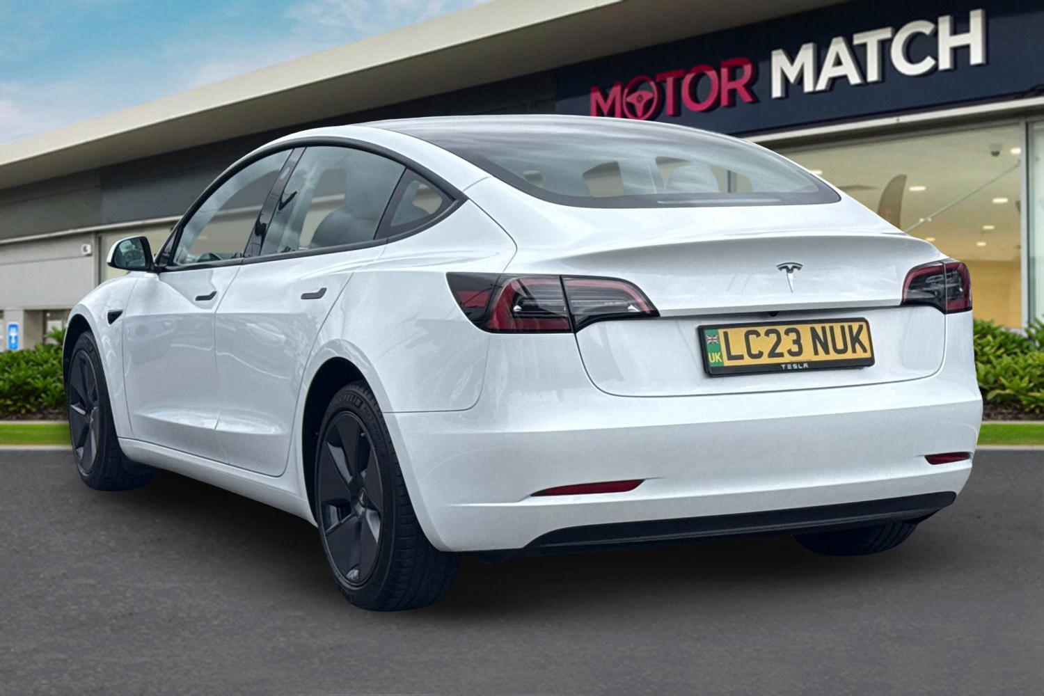 Used Tesla Model 3 2023 for sale - 77829519: Photo 2