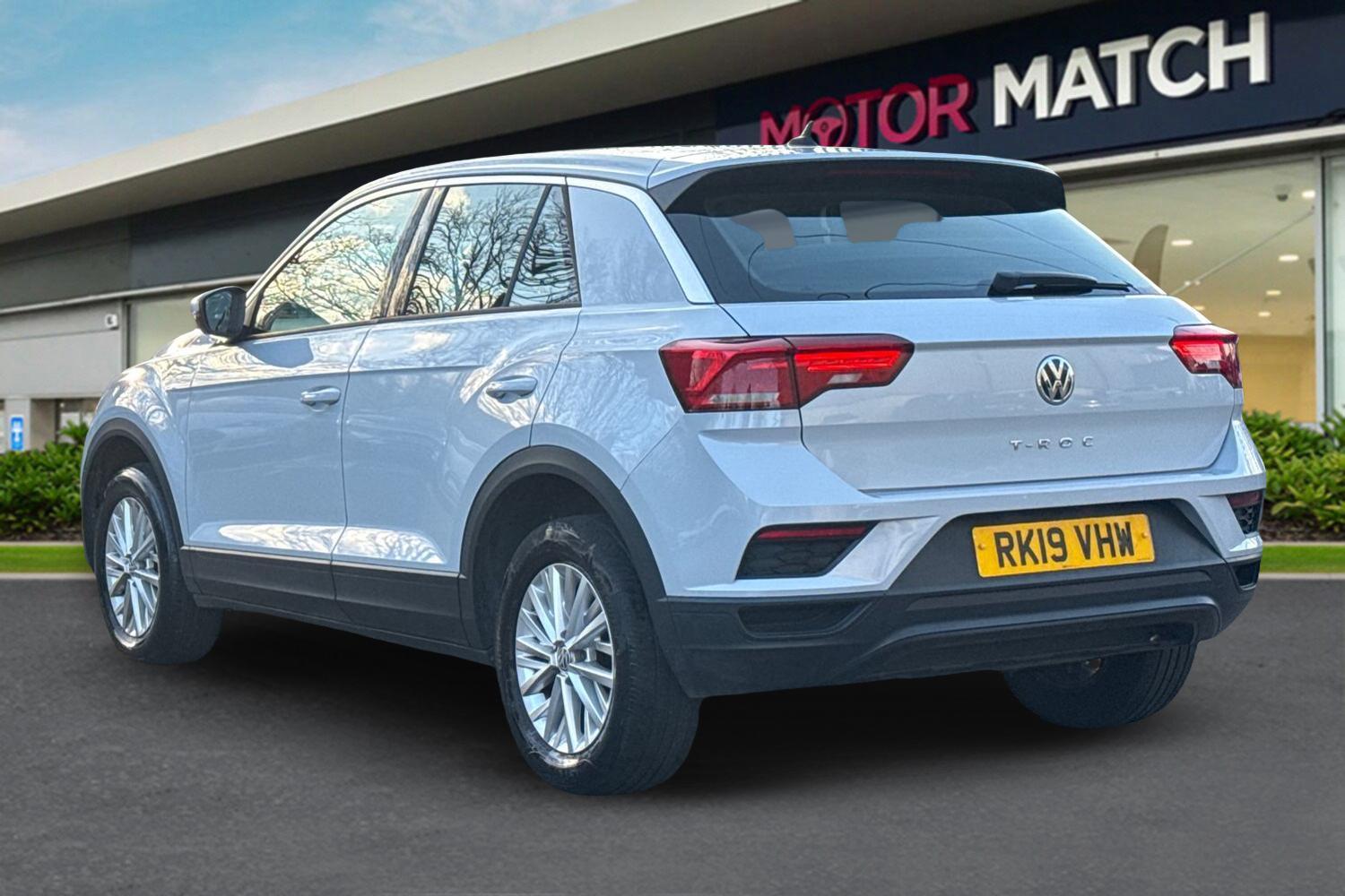 Used Volkswagen T-Roc 2019 for sale - 77654327: Photo 2