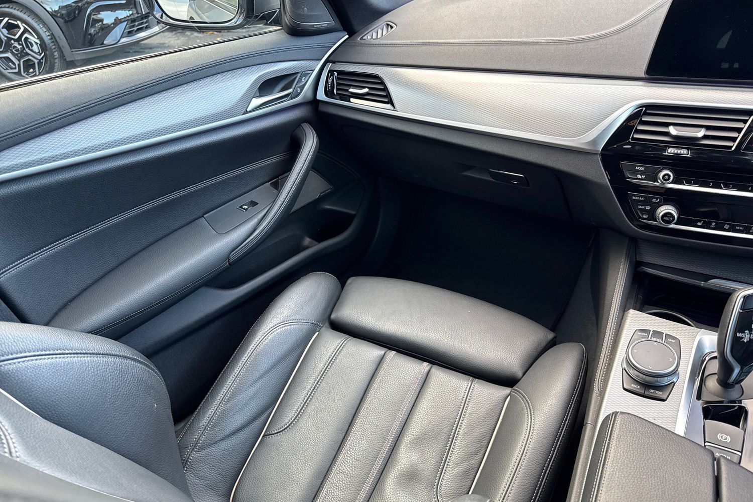 Used BMW 5 Series 2020 for sale - 76916418: Photo 15