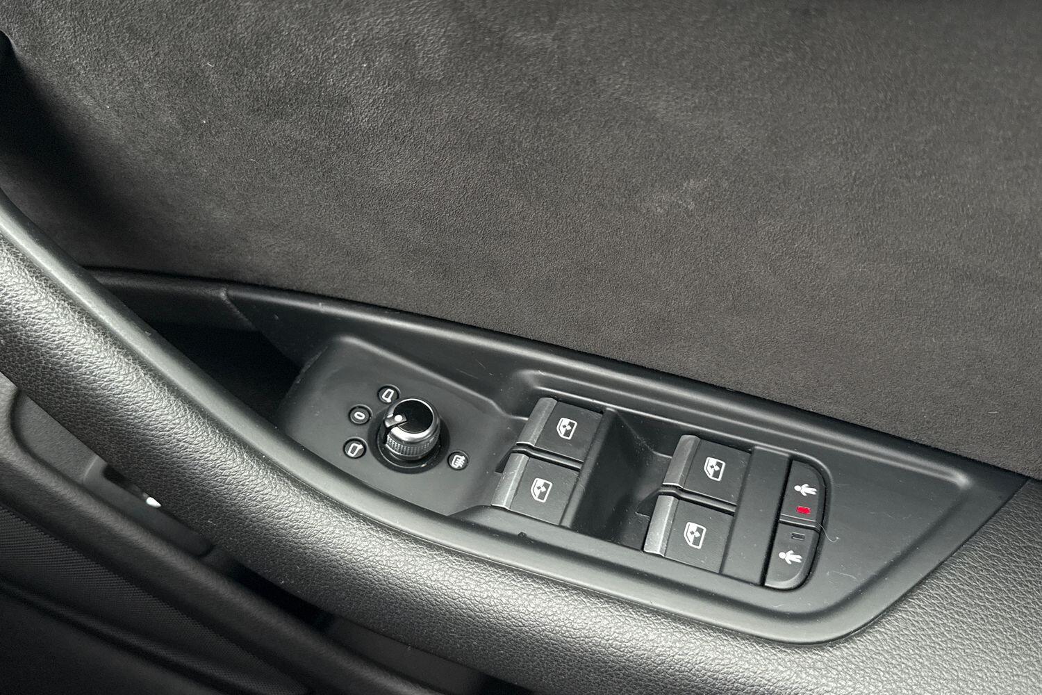 Used Audi A4 2017 for sale - 77834801: Photo 18