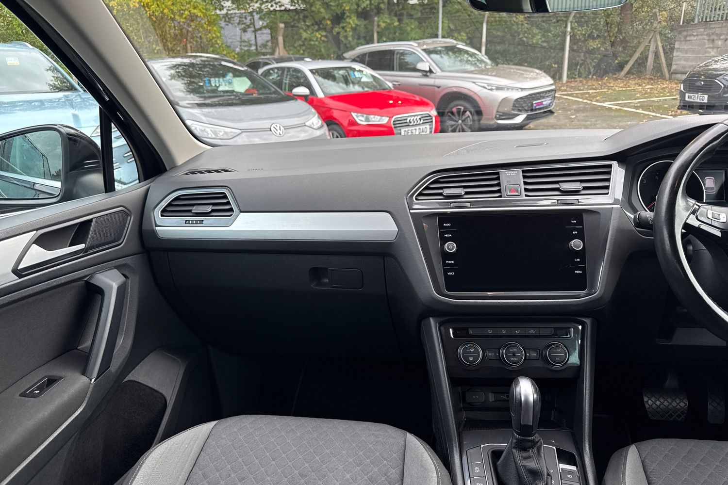 Used Volkswagen Tiguan 2019 for sale - 76365171: Photo 15