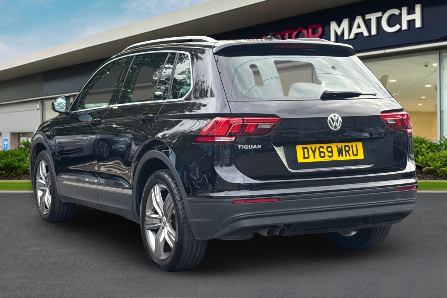 Used Volkswagen Tiguan 2019 for sale - 76365171: Photo 2