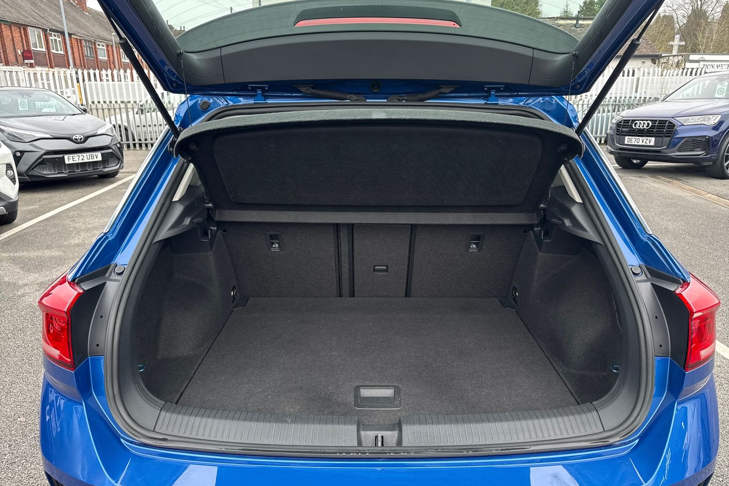 Used Volkswagen T-Roc 2019 for sale - 77334408: Photo 10