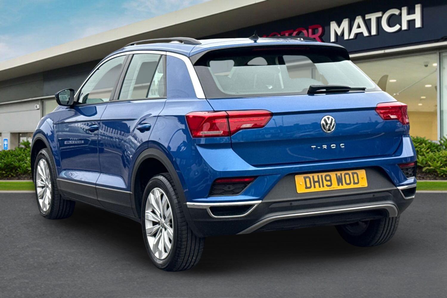 Used Volkswagen T-Roc 2019 for sale - 77334408: Photo 2