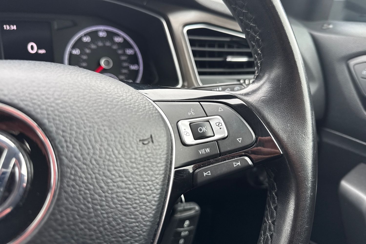 Used Volkswagen T-Roc 2019 for sale - 77334408: Photo 29