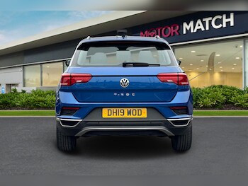 Used Volkswagen T-Roc 2019 for sale - 77334408: Photo