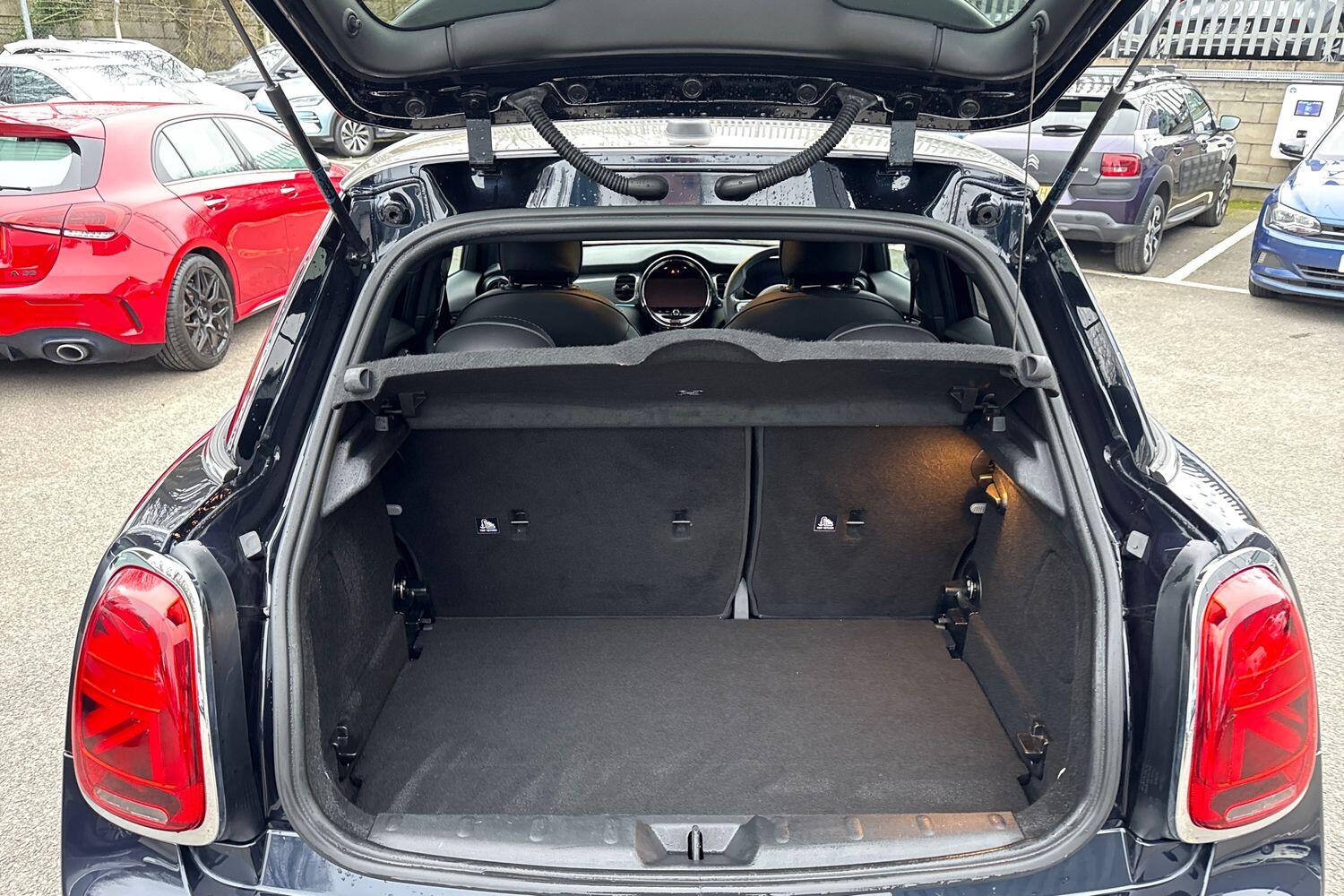 Used MINI Hatch 2023 for sale - 77520215: Photo 10