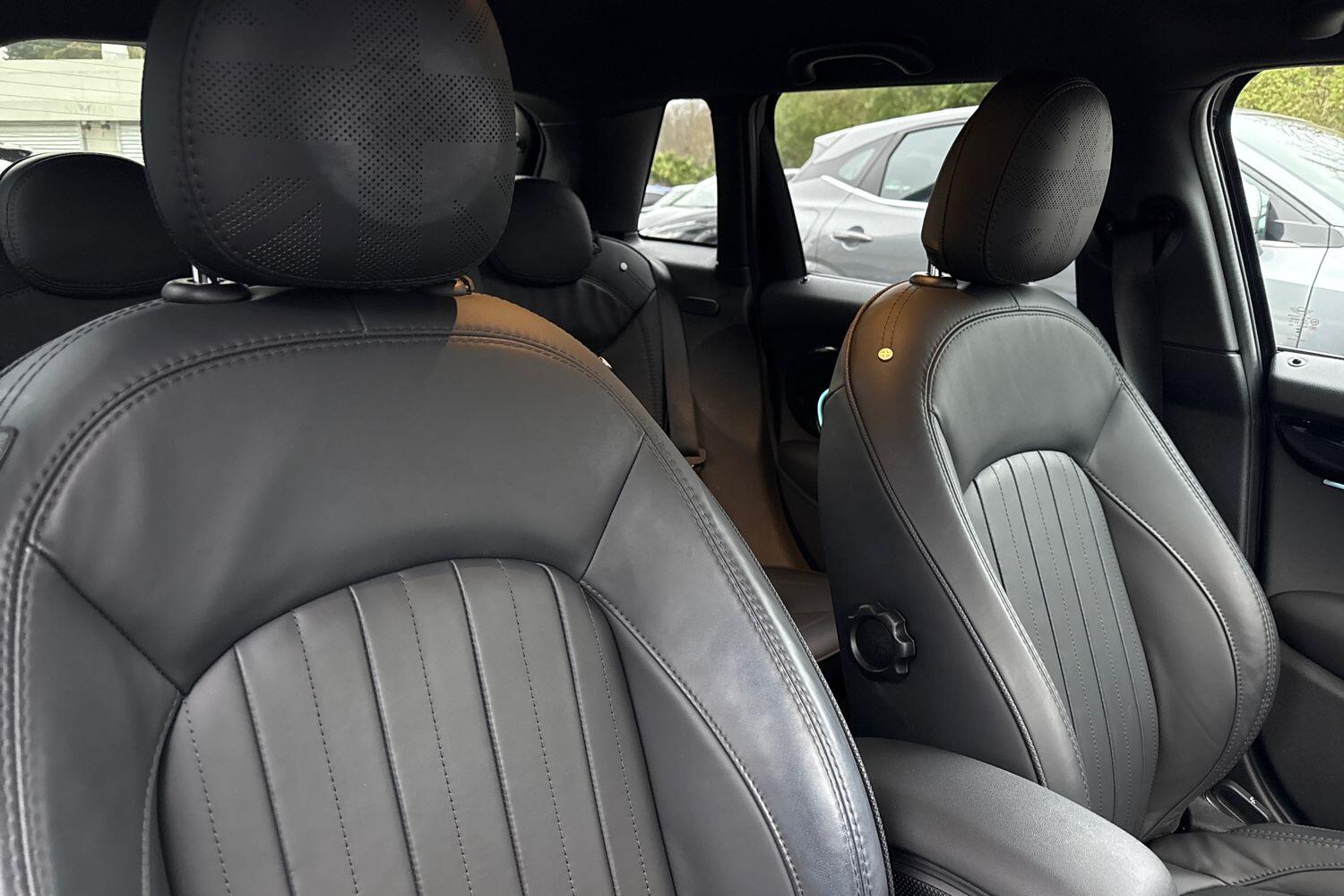 Used MINI Hatch 2023 for sale - 77520215: Photo 21