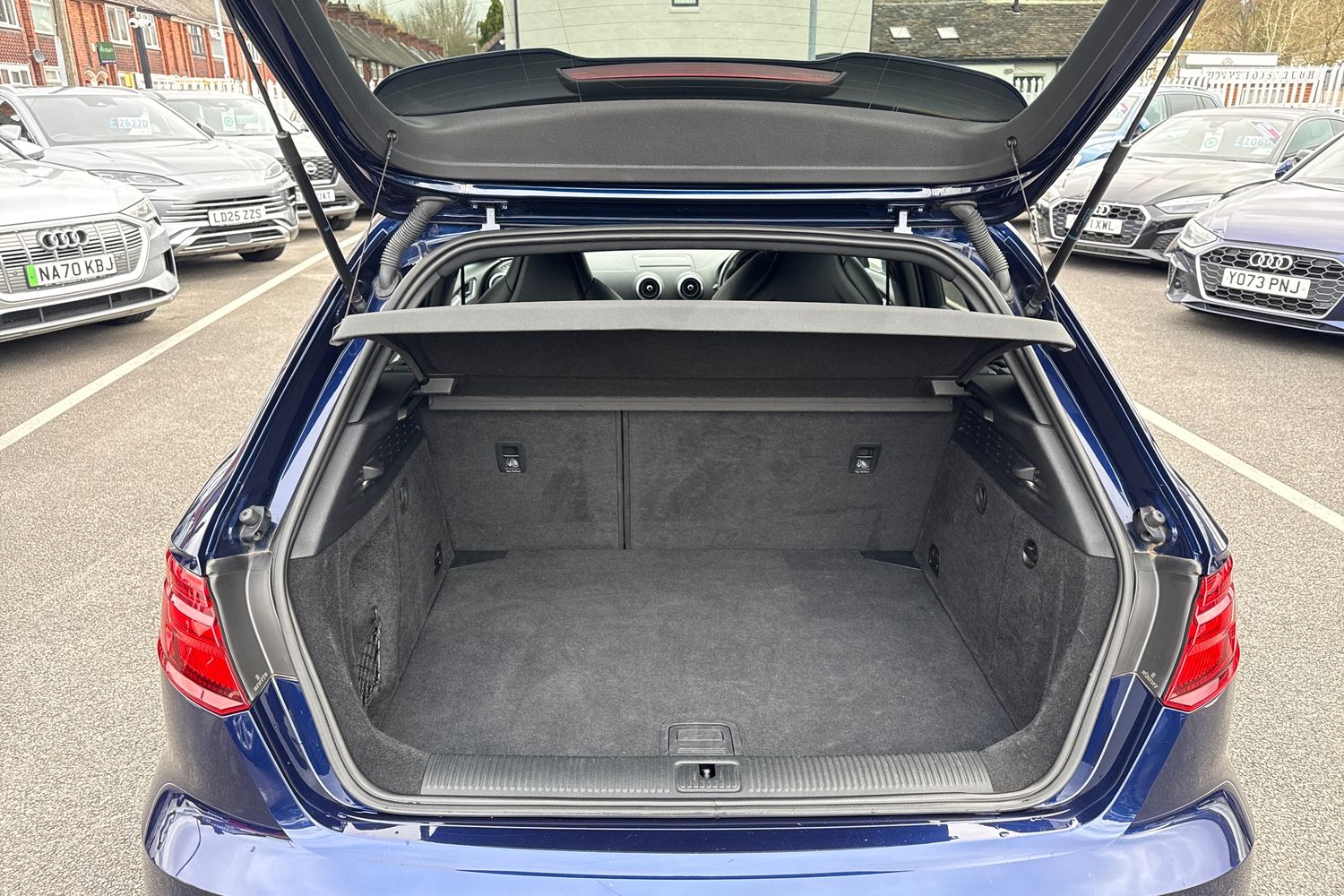 Used Audi A3 2018 for sale - 77719210: Photo 10