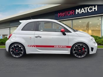 Used Abarth 595 2018 for sale - 76564705: Photo